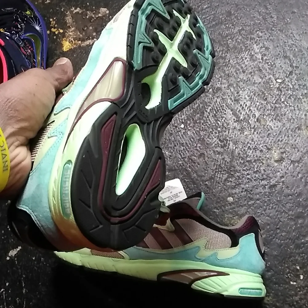 Adidas TEMPER RUN - Picture 5 of 11